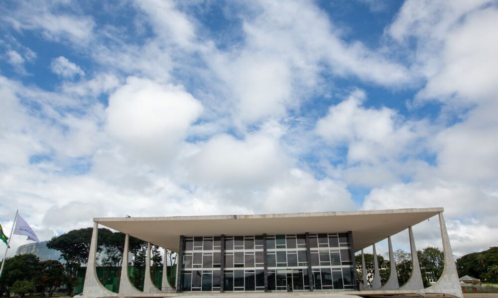 stf-julga-em-dezembro-omissao-do-congresso-sobre-licenca-paternidade