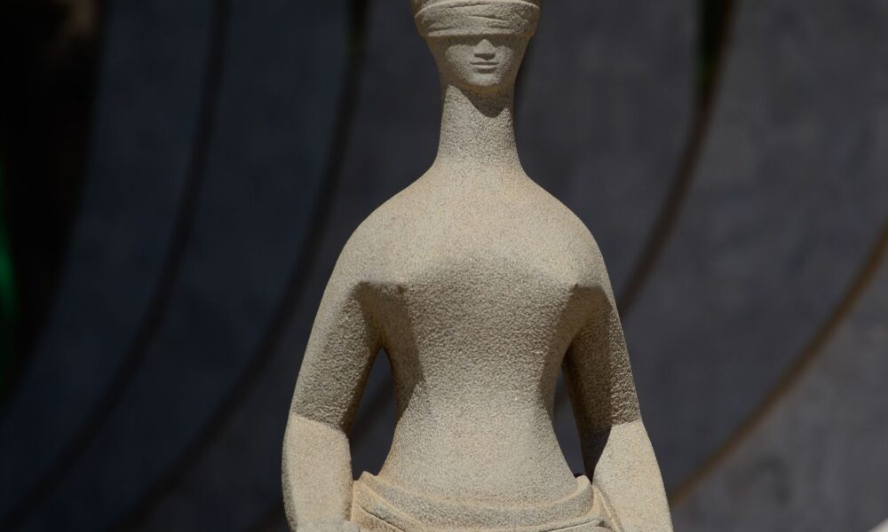 stf-tem-2-votos-por-regulamentacao-da-licenca-paternidade-no-congresso