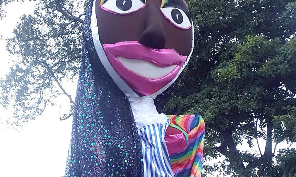 bloco-das-carmelitas-celebra-carnaval-da-diversidade-e-das-cores