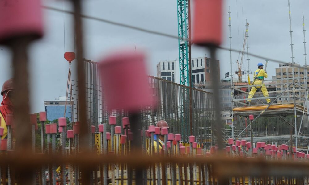 lula-revoga-reoneracao-de-17-setores-da-economia