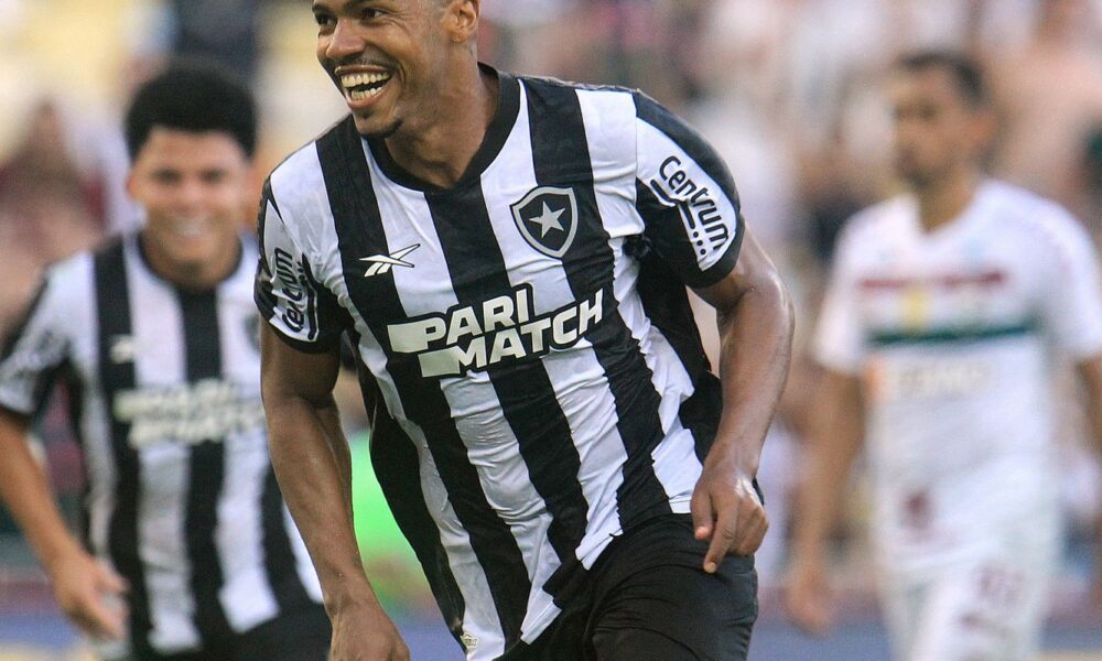 botafogo-bate-flu-e-fica-na-esperanca-de-se-classificar-a-semi-no-rj