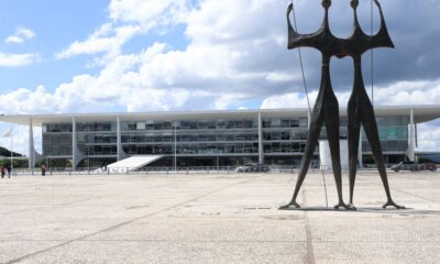 praca-dos-tres-poderes-passara-por-revitalizacao;-edital-e-anunciado