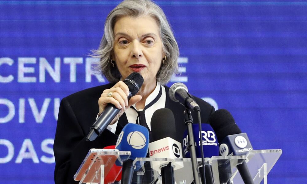 tse-dara-resposta-rapida-a-noticia-crime-de-boulos,-diz-carmen-lucia