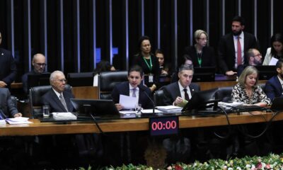 motta-contradiz-versao-bolsonarista:-“somos-um-pais-democratico”