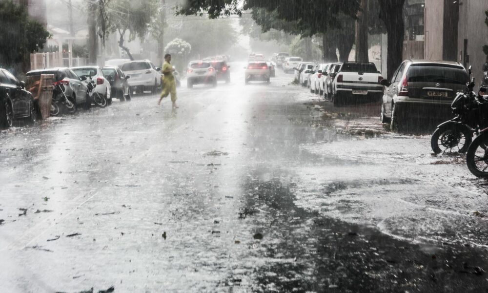 prepare-se:-inmet-emite-alerta-de-chuvas-intensas-em-todas-as-cidades-de-ms