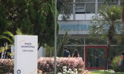 prefeitura-recua-e-decide-bancar-salarios-de-servidoras-cedidas-a-ses