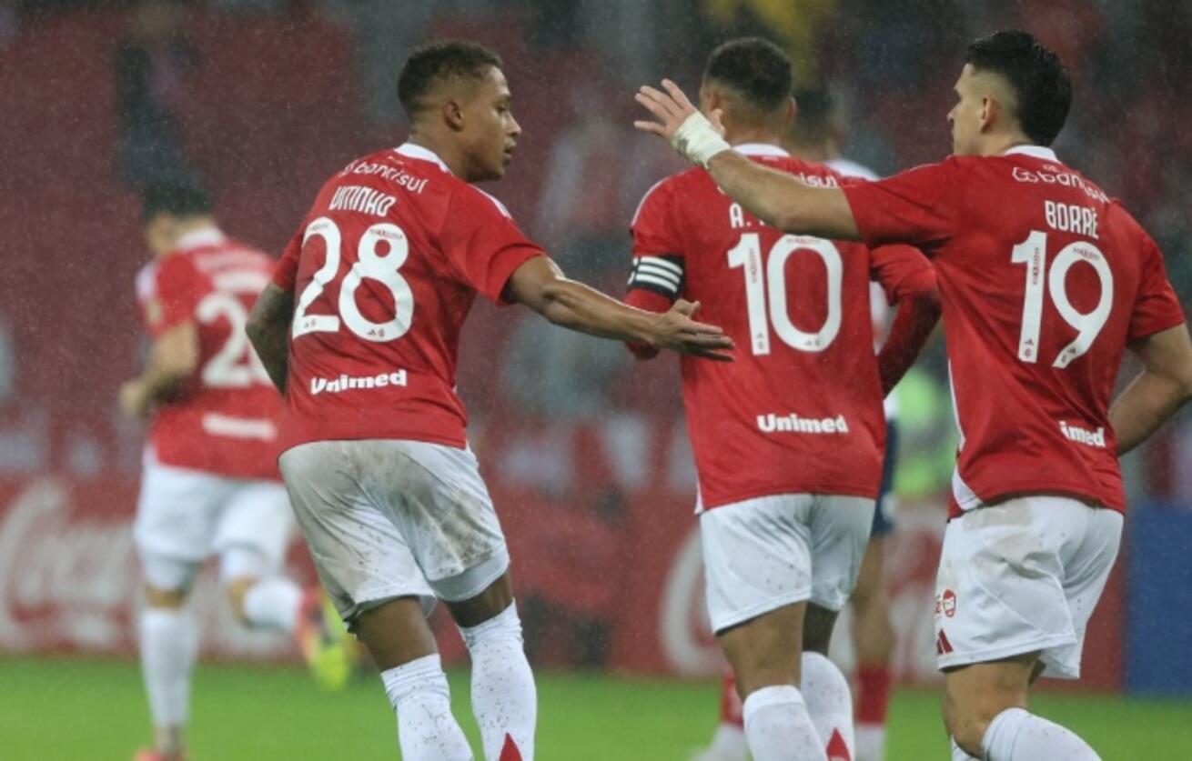 internacional-vence-'final',-elimina-o-bahia-e-avanca-em-1o-do-grupo-na-libertadores