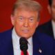 trump-assina-tarifa-de-50%-e-considera-brasil-ameaca-aos-eua