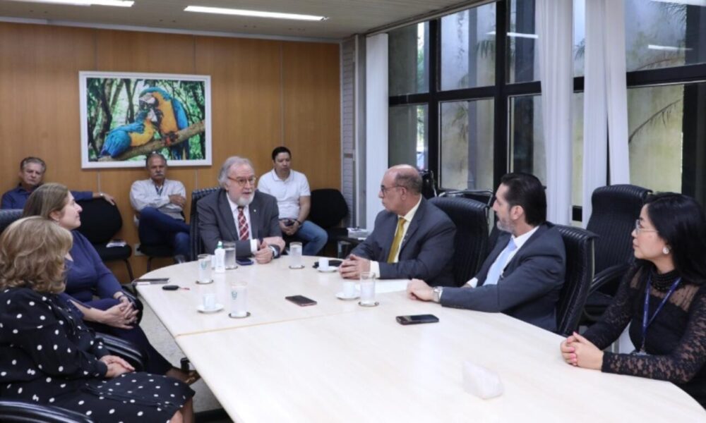 justica-em-ms-defere-pedido-de-adocao-feita-por-casal-italiano