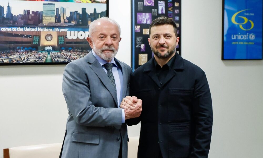 lula-encontra-zelensky-e-diz-que-nao-ha-“saida-militar”-para-guerra