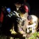 idoso-de-80-anos-passa-8h-a-espera-de-socorro-apos-cair-com-trator-em-barranco:-‘foi-milagre’,-diz-bombeiro-–-folha-de-dourados-–-noticias-de-dourados-ms-e-regiao