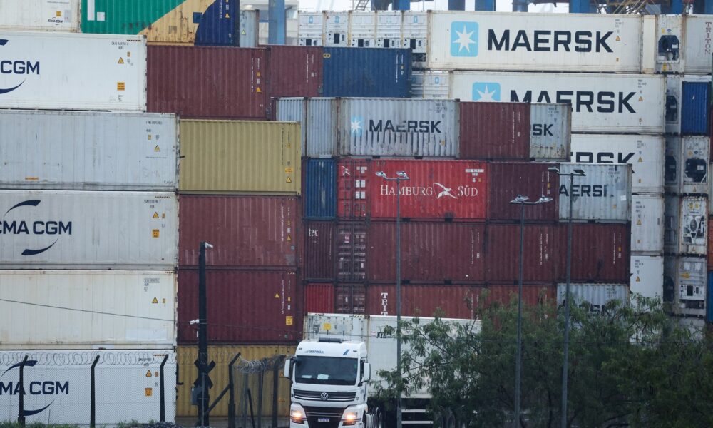 gigante-alema-compra-50%-de-novo-porto-no-espirito-santo