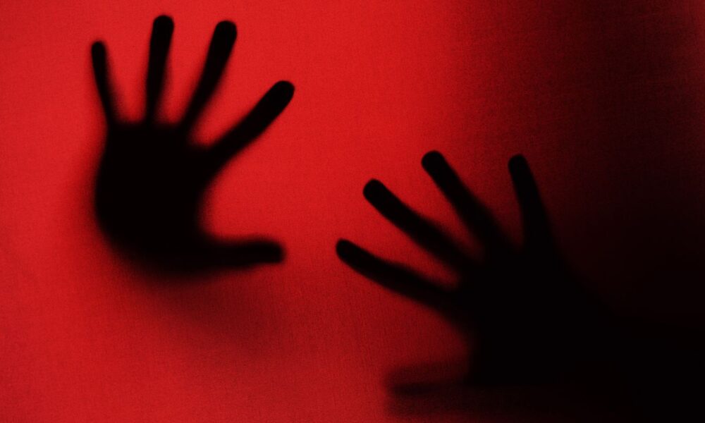 mais-de-71-mil-mulheres-foram-vitimas-de-violencia-no-rj-em-2025