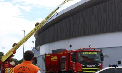 incendio-no-velodromo-do-rio-e-controlado;-pista-nao-teve-impacto