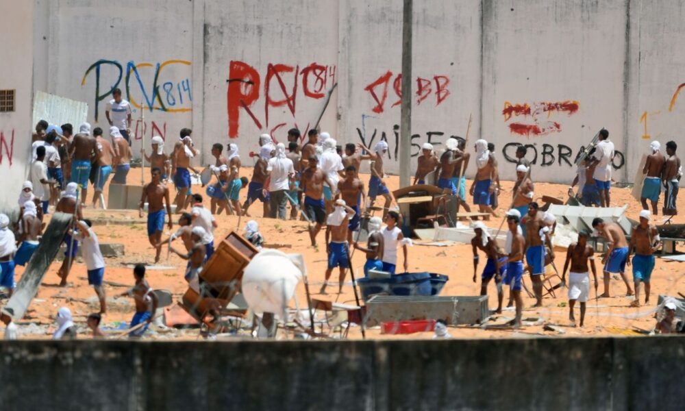 brasil-no-mundo-discute-impacto-de-decisao-dos-eua-sobre-faccoes