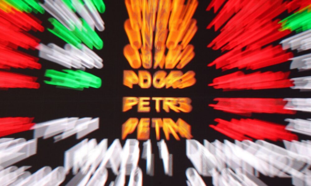 bolsa-sobe-quase-1%-e-atinge-maior-nivel-desde-julho-de-2021