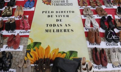 ato-na-praia-de-copacabana-pede-fim-da-violencia-contra-as-mulheres