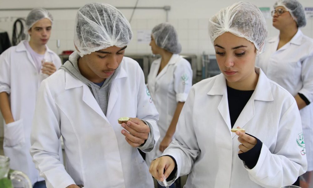 educacao-tecnica-esta-entre-investimentos-mais-rentaveis,-diz-pesquisa