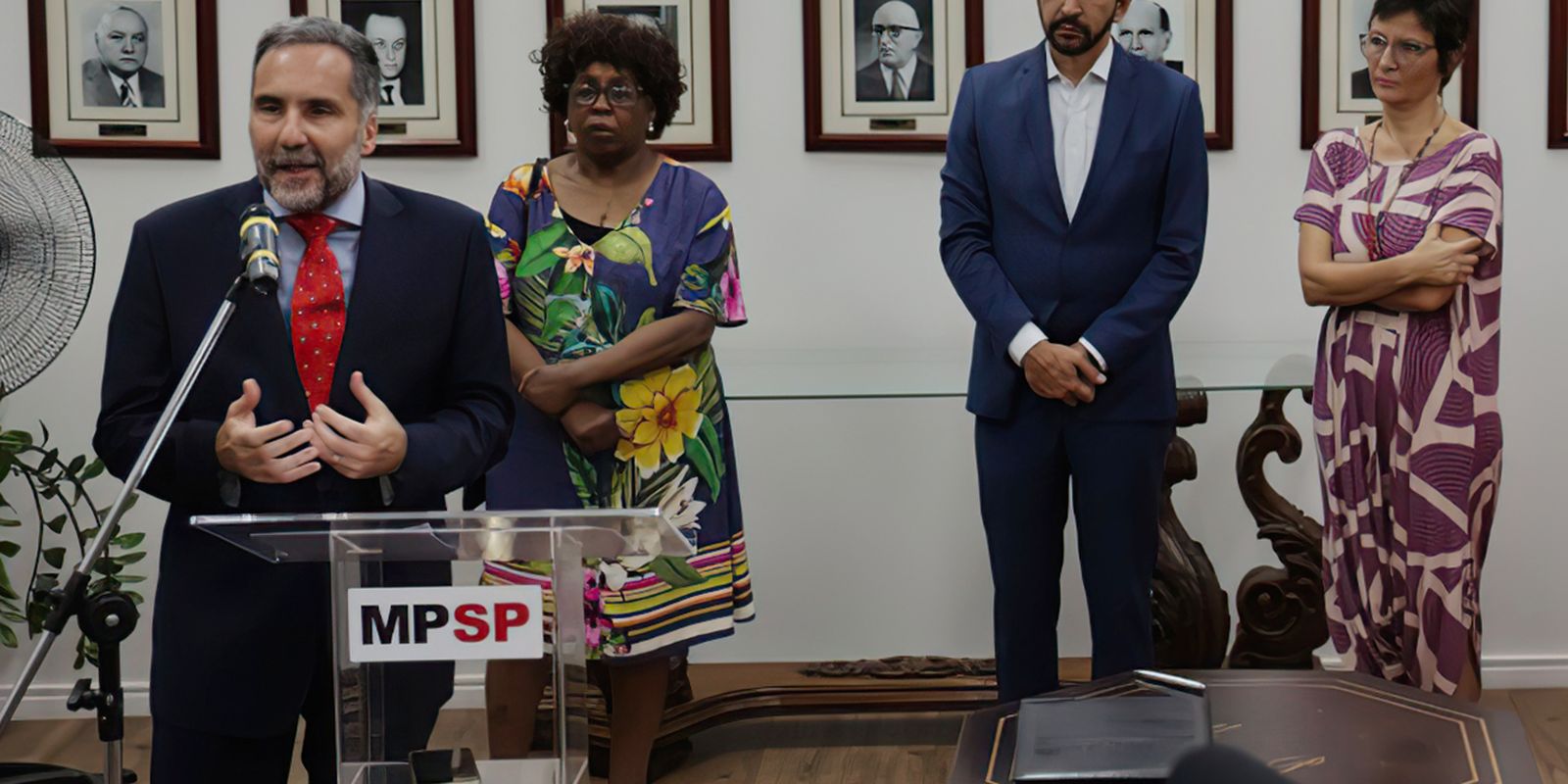 prefeitura-de-sp-e-mp-assinam-termo-de-cooperacao-contra-o-racismo