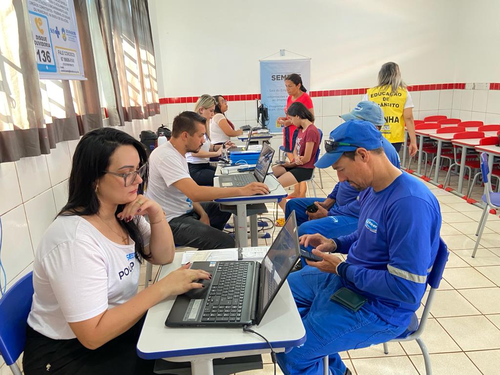 prefeitura-amplia-servicos-do-desenvolve-dourados-em-acao-e-traz-vagas-de-emprego-|-portal-prefeitura-de-dourados