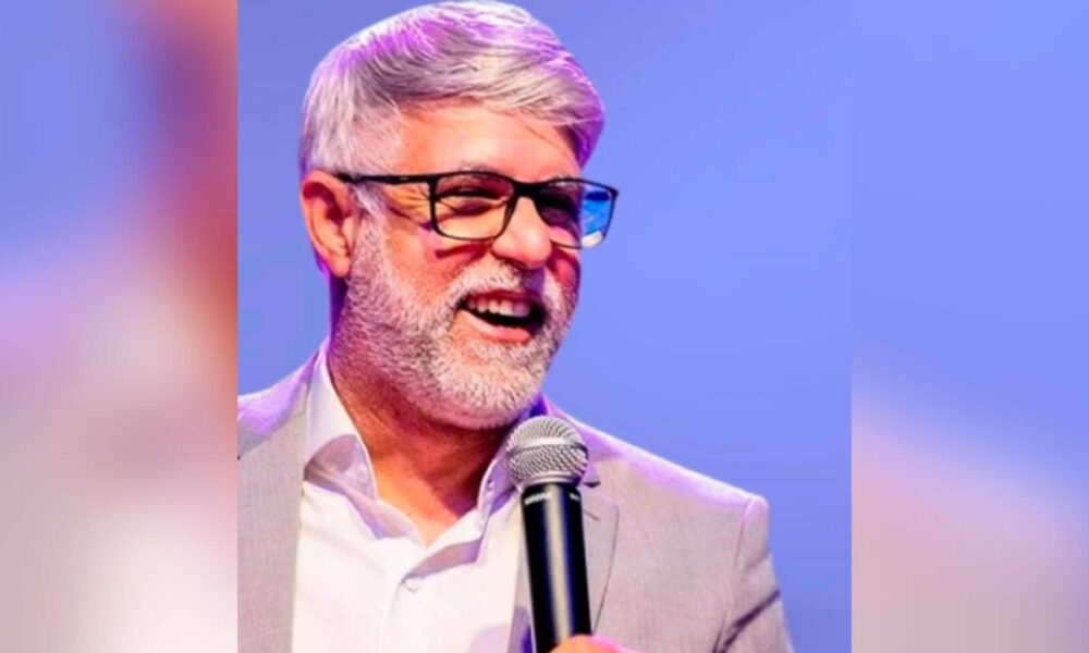 fenomeno-na-internet-ao-pregar-de-bom-humor,-pastor-claudio-duarte-estara-em-campo-grande