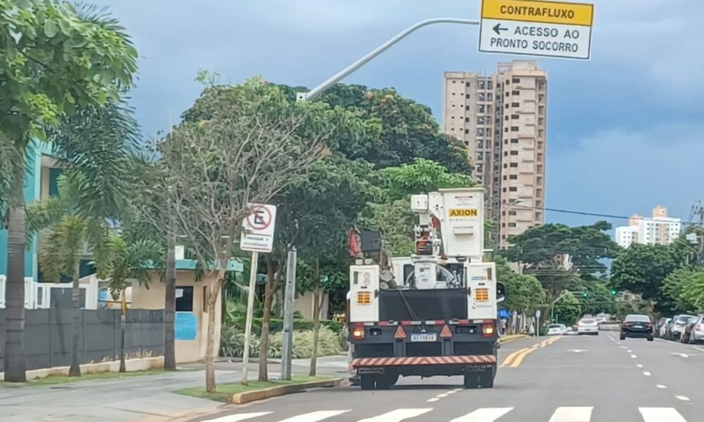 quarteirao-da-rui-barbosa-ficou-1h30-'no-escuro'-apos-sobrecarga-de-gerador-na-santa-casa