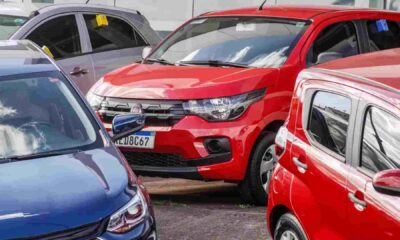 fenabrave-diz-que-credito-mais-barato-deve-fazer-mercado-de-carros-acelerar-em-2024