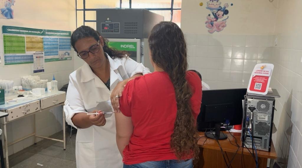 segundo-dia-tem-mais-mil-vacinados-contra-dengue-em-dourados-|-portal-prefeitura-de-dourados