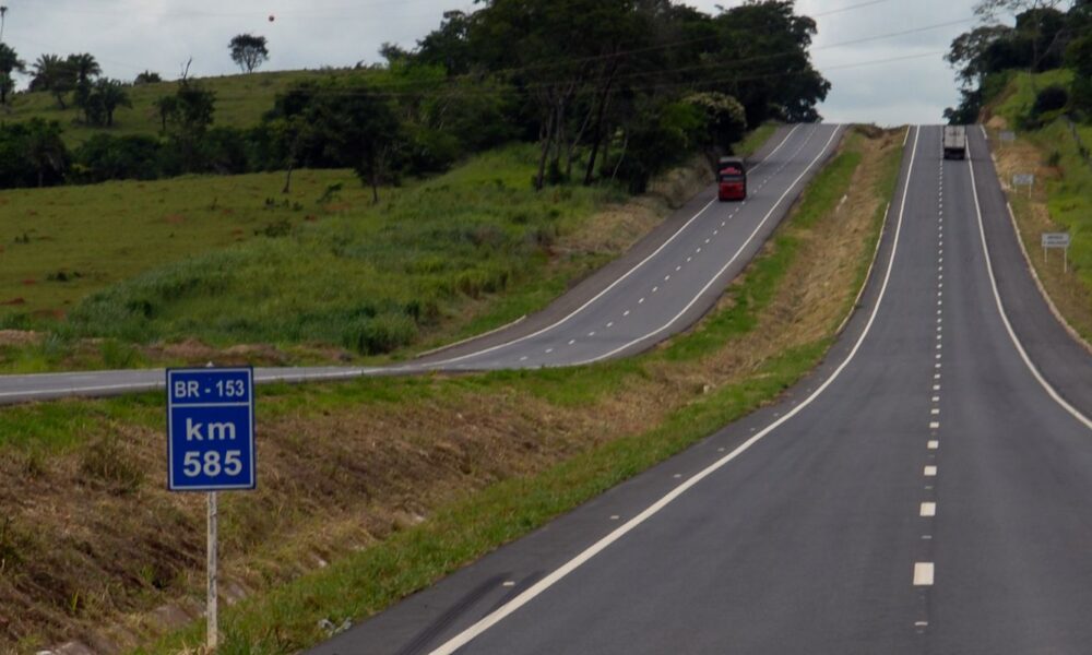 governo-investe-mais-de-r$-950-milhoes-em-estradas-vicinais