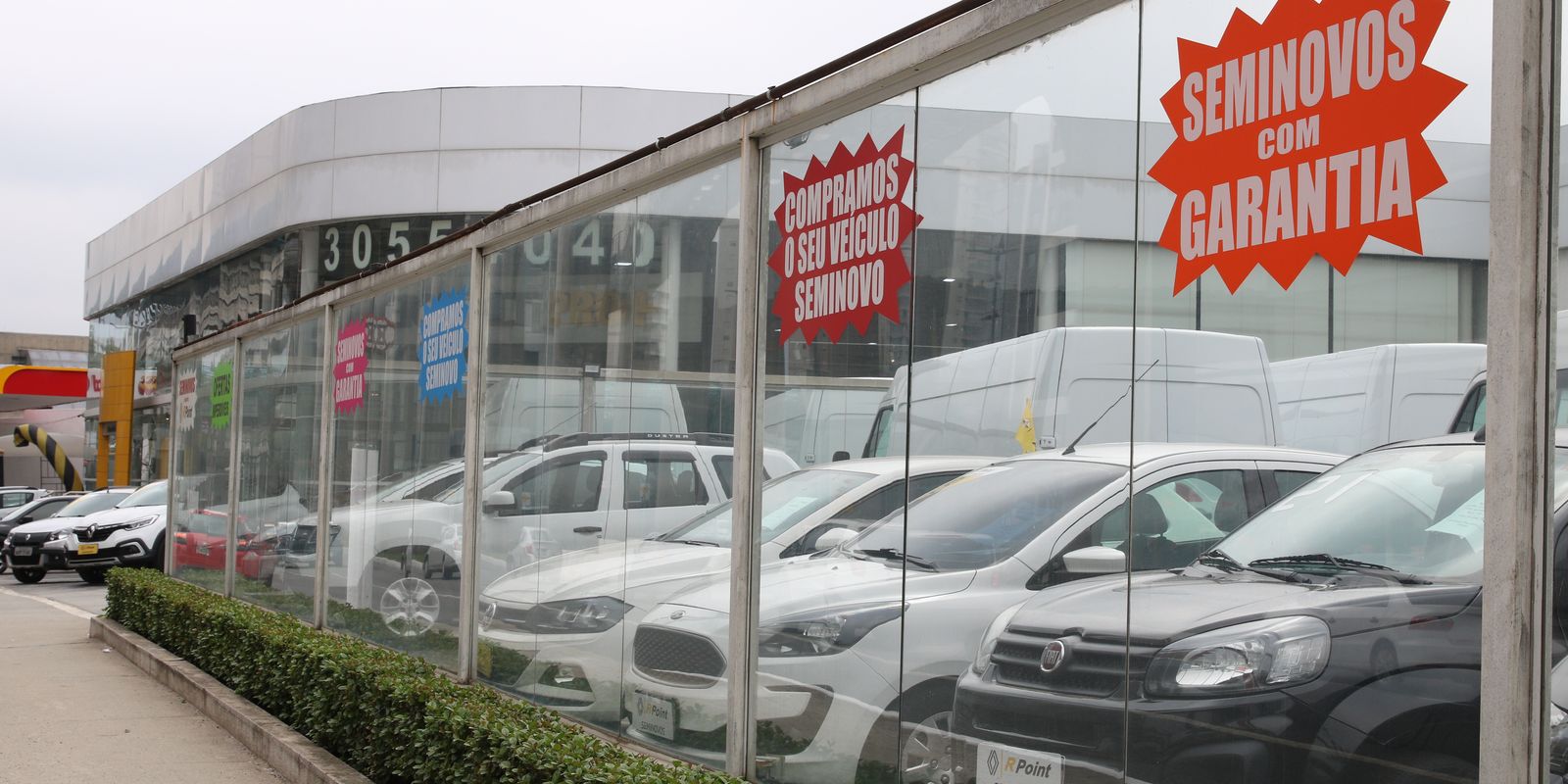 producao-de-veiculos-cai-1,9%-em-2023,-diz-anfavea