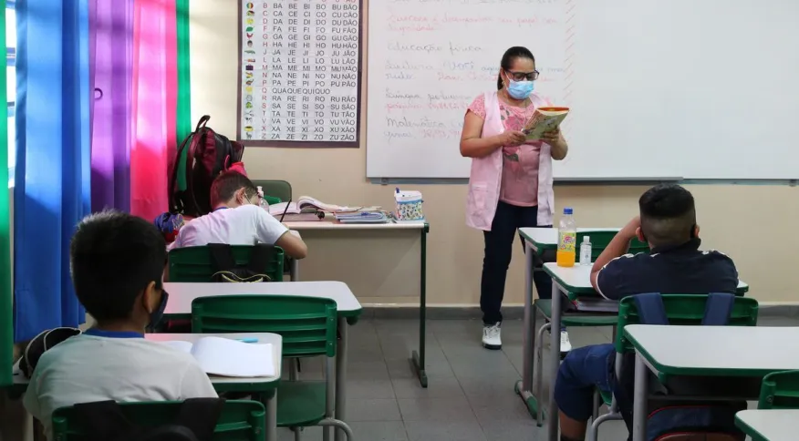 ensino-de-historia-afro-brasileira-deve-estar-em-todas-as-disciplinas-–-folha-de-dourados-–-noticias-de-dourados-ms-e-regiao