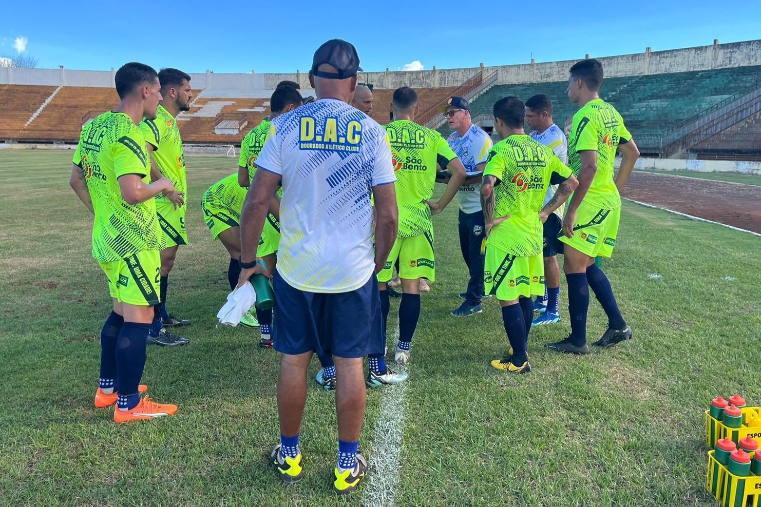 dourados-ac-vence,-de-virada,-o-nautico-em-amistoso-no-douradao-|-portal-prefeitura-de-dourados