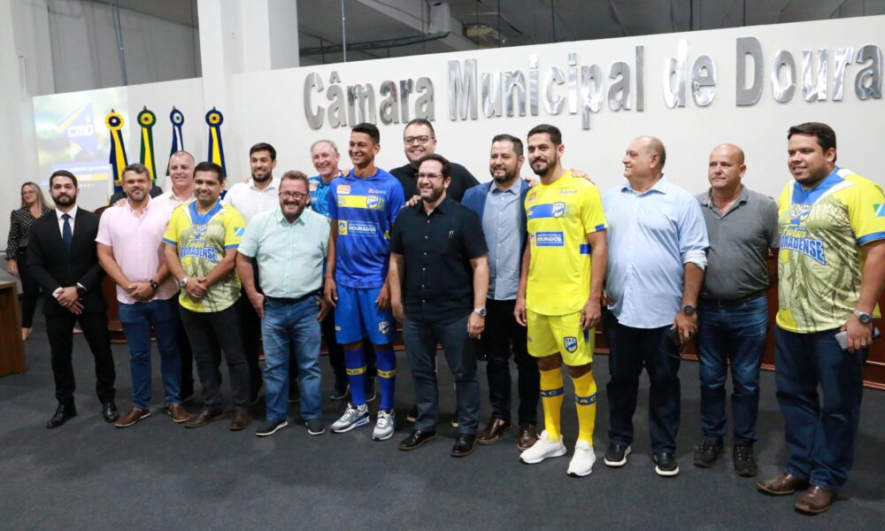 dac-faz-apresentacao-oficial-do-elenco-para-o-campeonato-sul-mato-grossense-|-portal-prefeitura-de-dourados