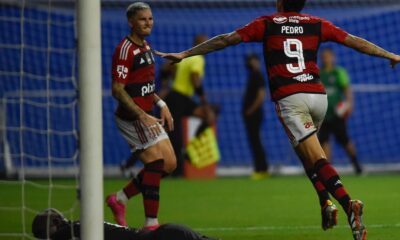 flamengo-estreia-com-goleada-no-campeonato-carioca