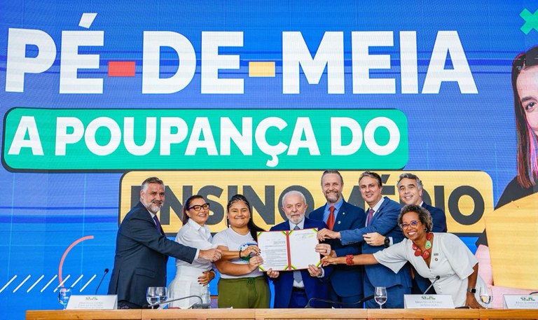 alunos-do-ensino-medio-poderao-receber-ate-r$-9,2-mil-pelo-programa-pe-de-meia-–-folha-de-dourados-–-noticias-de-dourados-ms-e-regiao