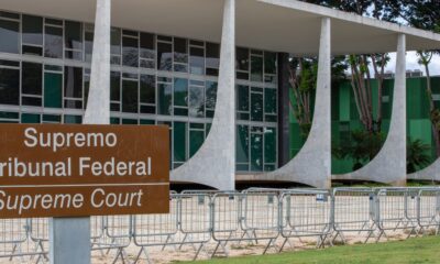 stf-julga-se-dispensa-sem-justa-causa-de-funcionario-publico-e-legal