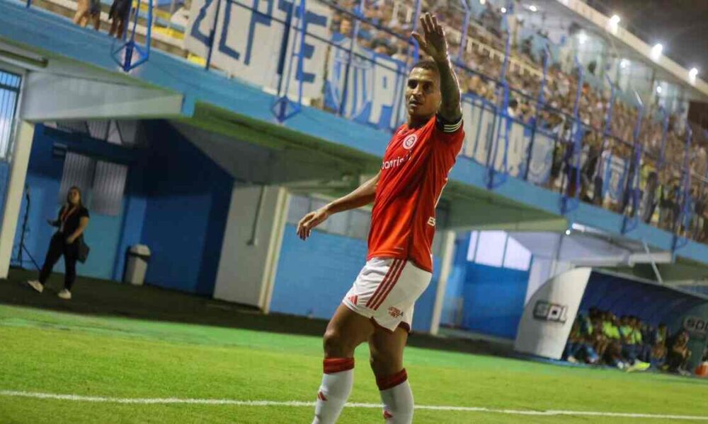 internacional-vence-o-novo-hamburgo-e-vai-para-o-gre-nal-como-lider-isolado-do-gaucho