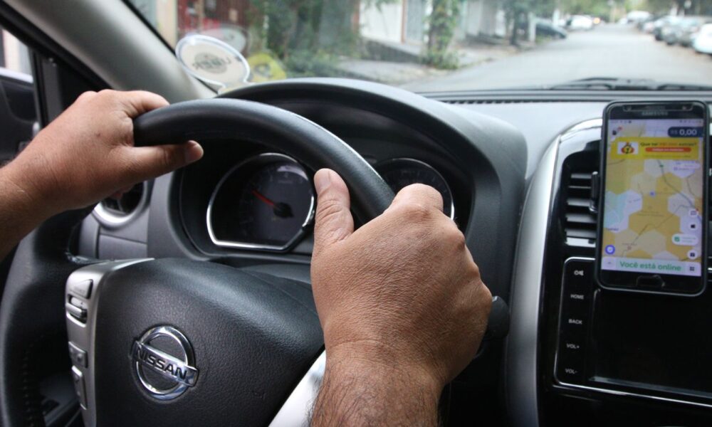 ministro-vota-para-unificar-entendimento-do-stf-sobre-uberizacao