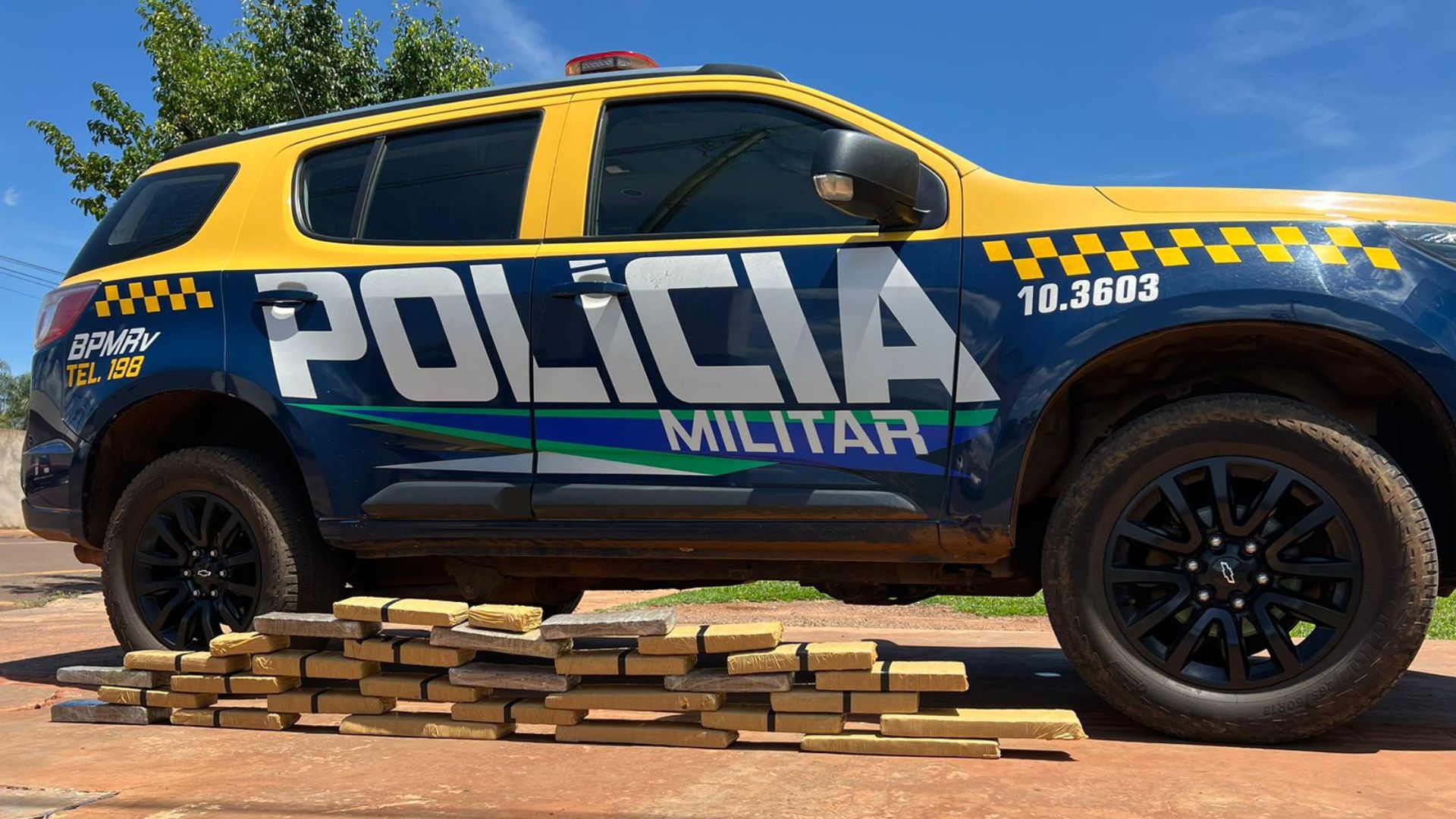 passageiro-de-van-e-preso-com-mais-de-27-kg-de-maconha-escondidos-em-bagagem