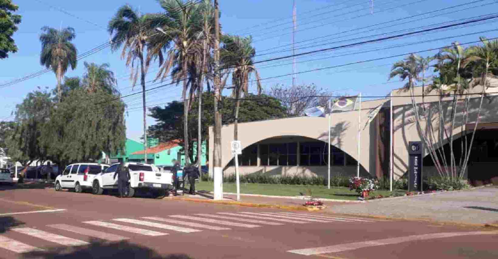 tornozeleira-‘entrega’-alvo-de-operacao-do-gaeco-proibido-de-entrar-na-prefeitura-de-sidrolandia