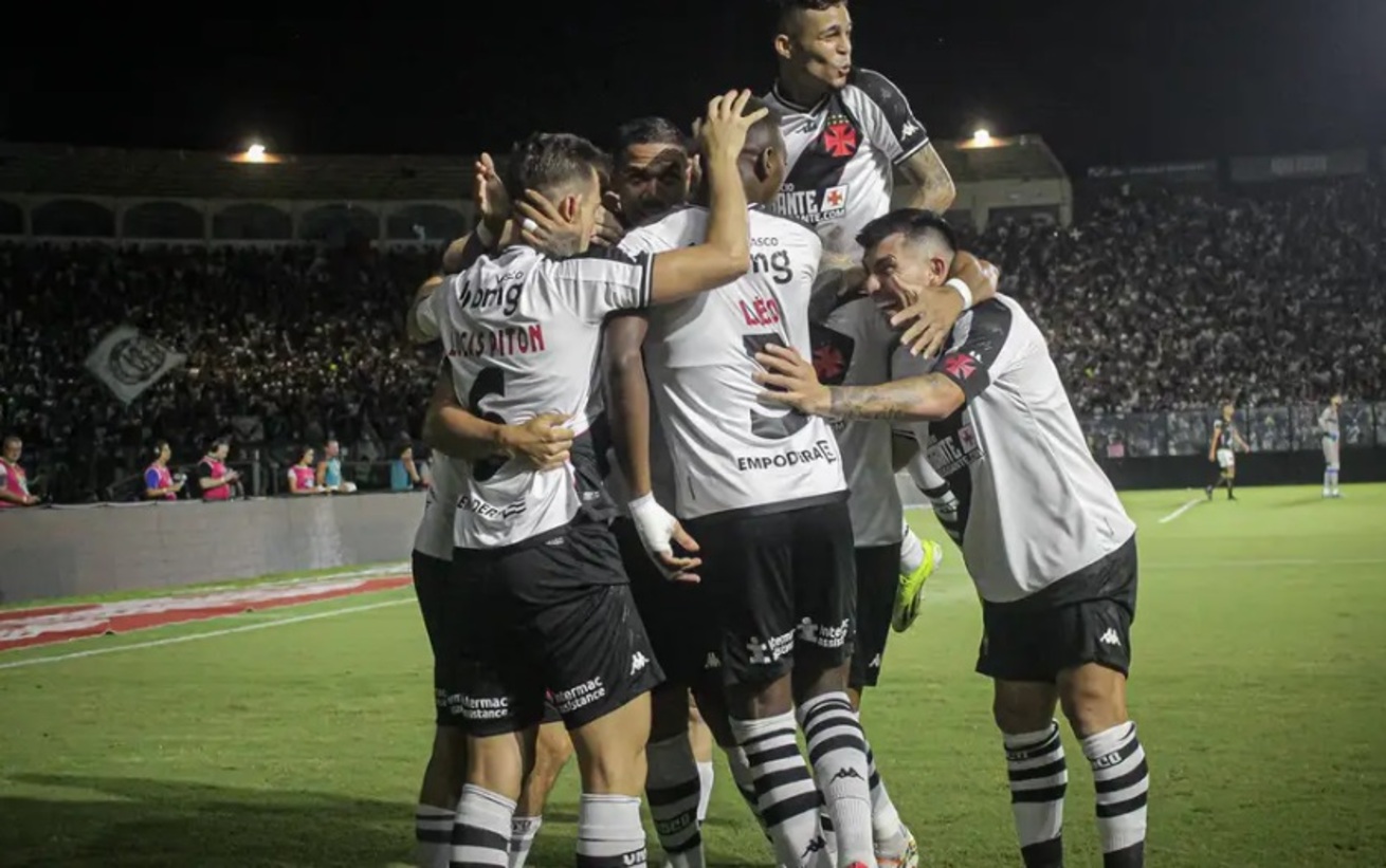 vasco-vence-agua-santa-para-seguir-em-frente-na-copa-do-brasil