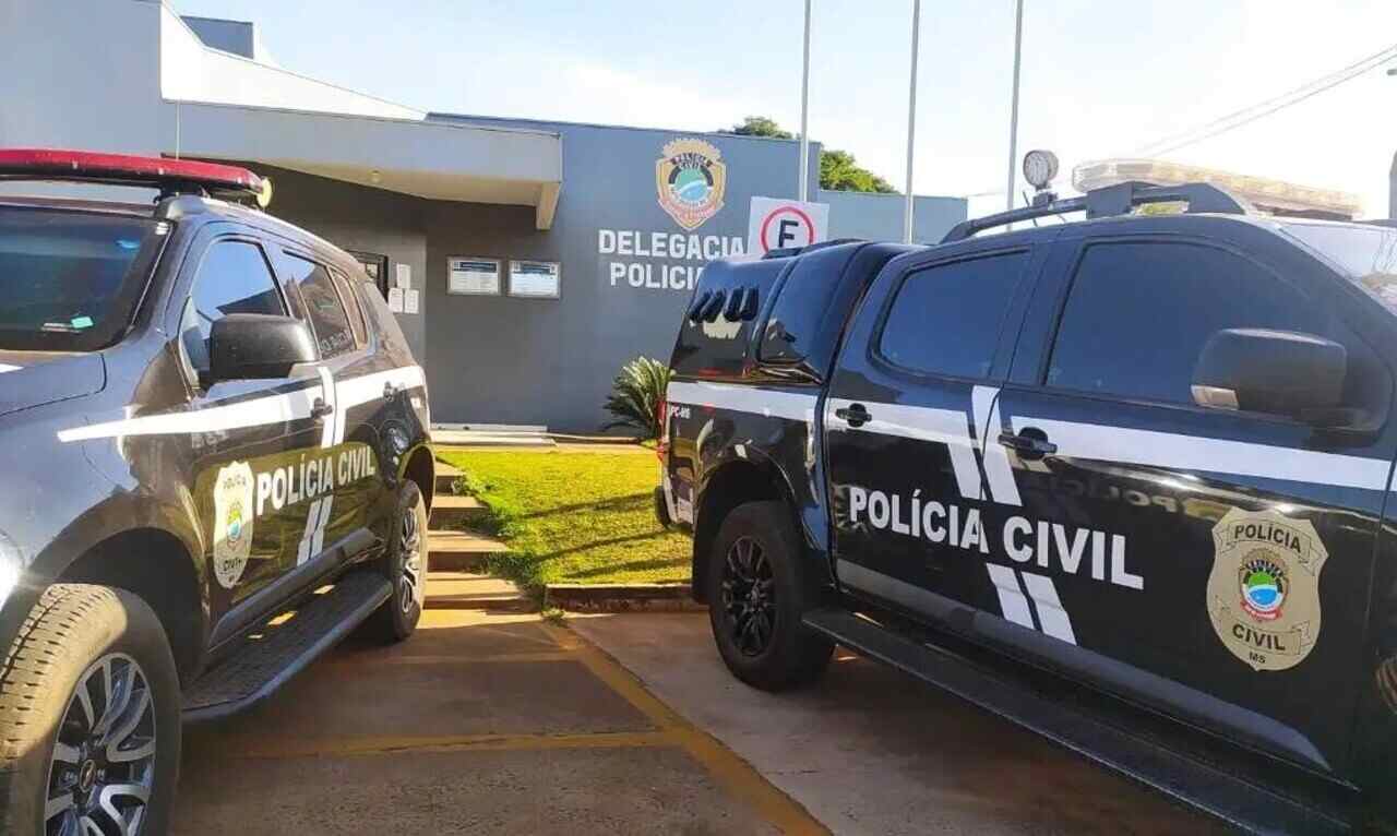 para-cobrar-divida,-mulher-incendeia-casa-de-primo-em-amambai