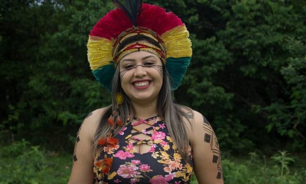 morre-jovem-indigena-que-sofreu-queimaduras-em-jantar-de-formatura