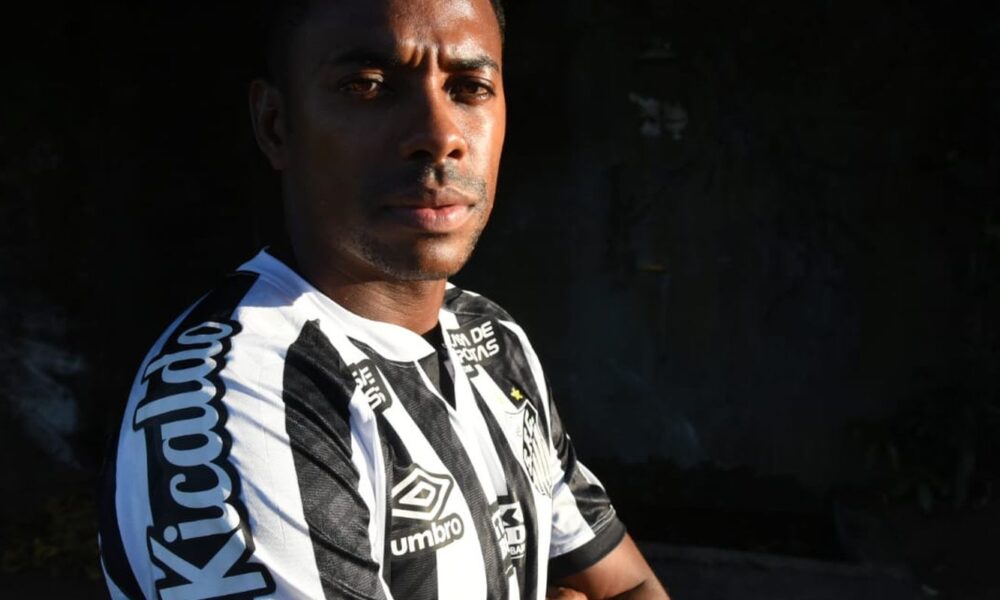 robinho-passa-noite-na-cadeia-e-ficara-uma-semana-em-cela-separada