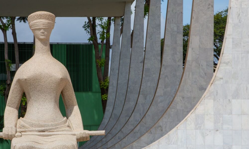 stf-derruba-carencia-para-autonoma-receber-salario-maternidade-do-inss