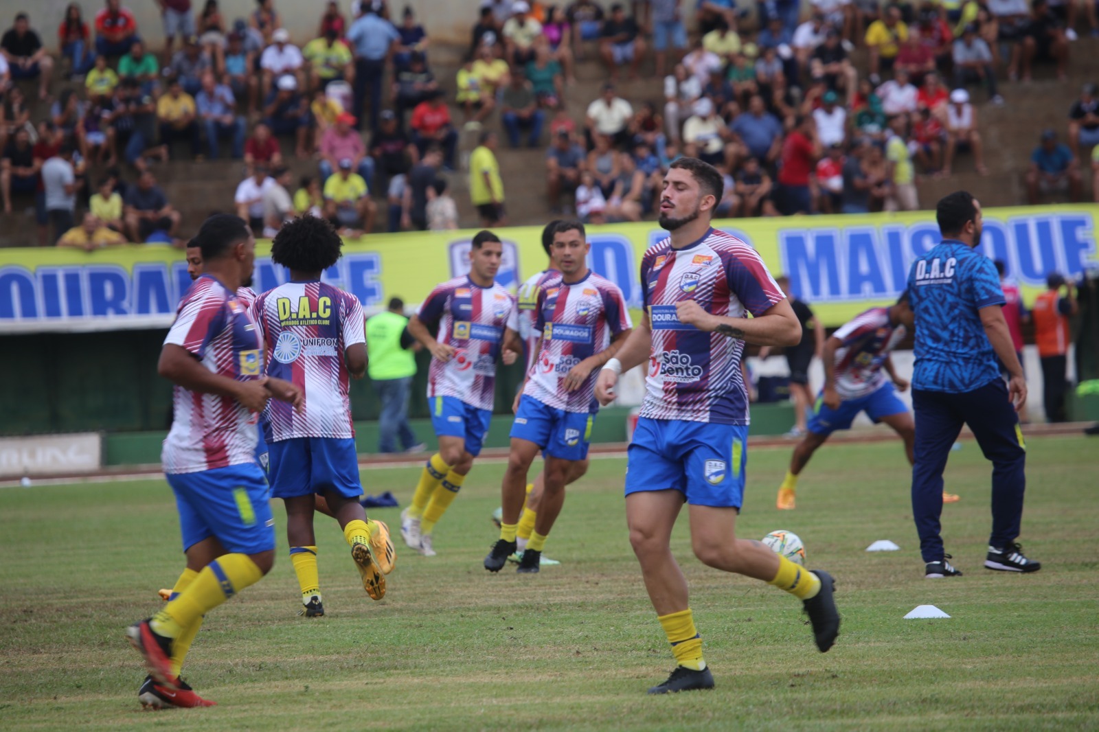 dac-abre-venda-antecipada-de-ingressos-para-jogo-decisivo-contra-o-corumbaense-|-portal-prefeitura-de-dourados