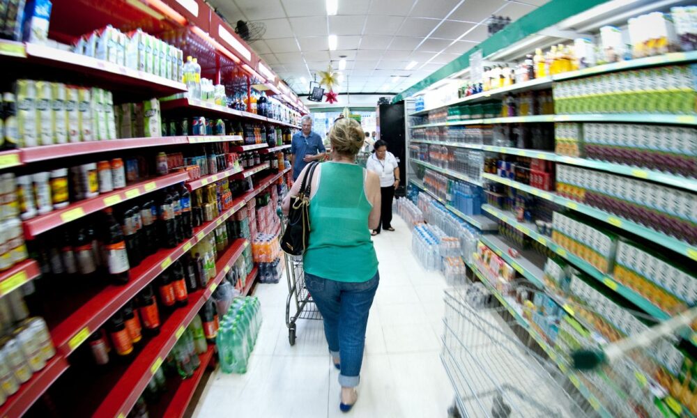 planos-de-saude,-tomate-e-cebola-influenciam-inflacao-de-marco