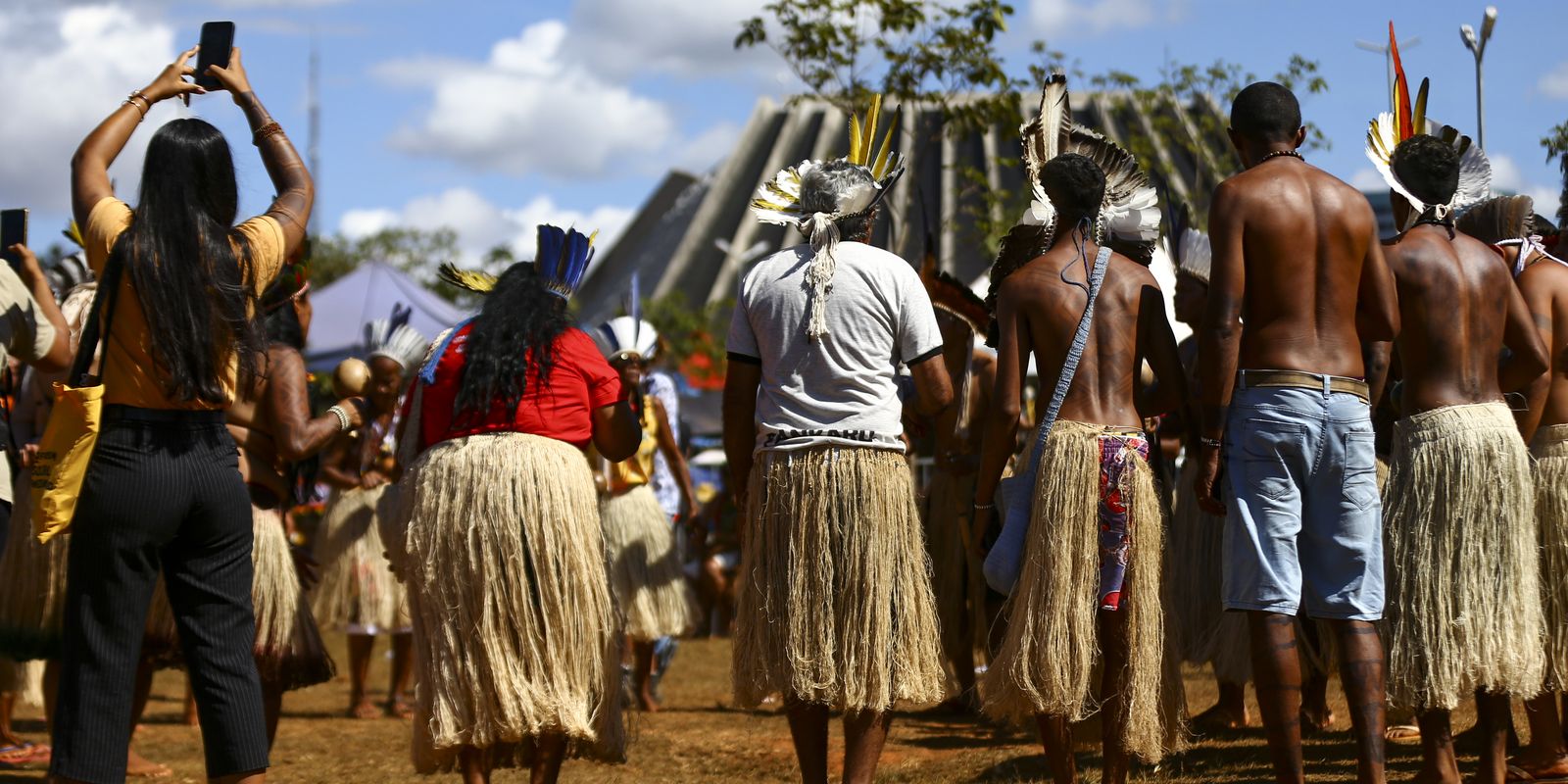mobilizacao-indigena-em-brasilia-vai-pressionar-contra-marco-temporal