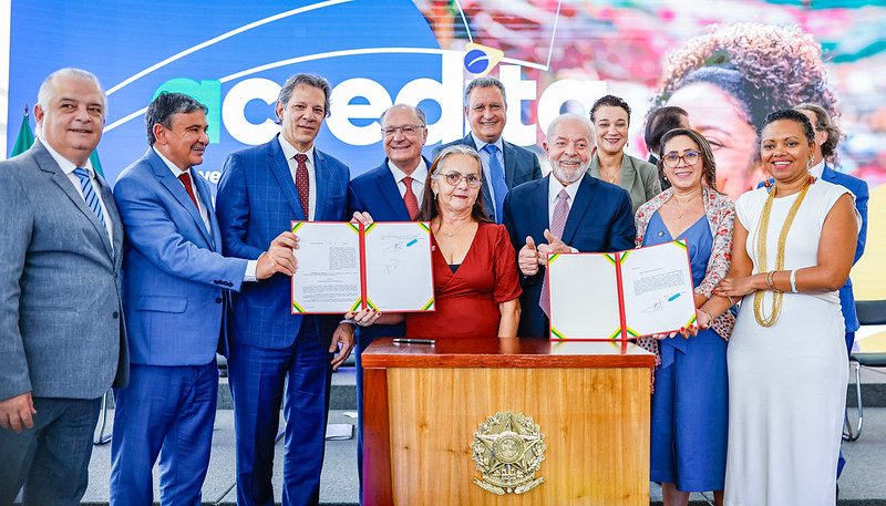 “acredita”:-governo-lanca-programa-que-estimula-credito-para-pequenos-negocios