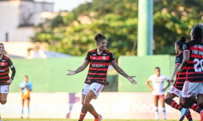 cristiane-marca-dois-e-fla-vence-flu-por-3-a-1-no-brasileiro-feminino